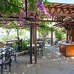 Guest house Chrysoula's 4*