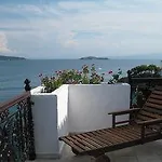 Guest house Chrysoula's 4*