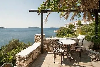 Chrysoula's Skiathos Town