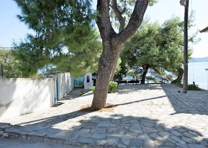 Chrysoula's Skiathos Town