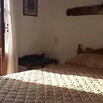 Guest house Chrysoula's 4*