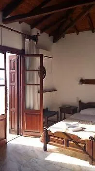 Guest house Cluborsa Chrysoula's 3*