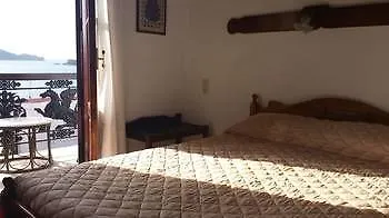 Guest house Cluborsa Chrysoula's 3*