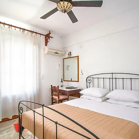 Cluborsa Chrysoula's Guest house Skiathos Town